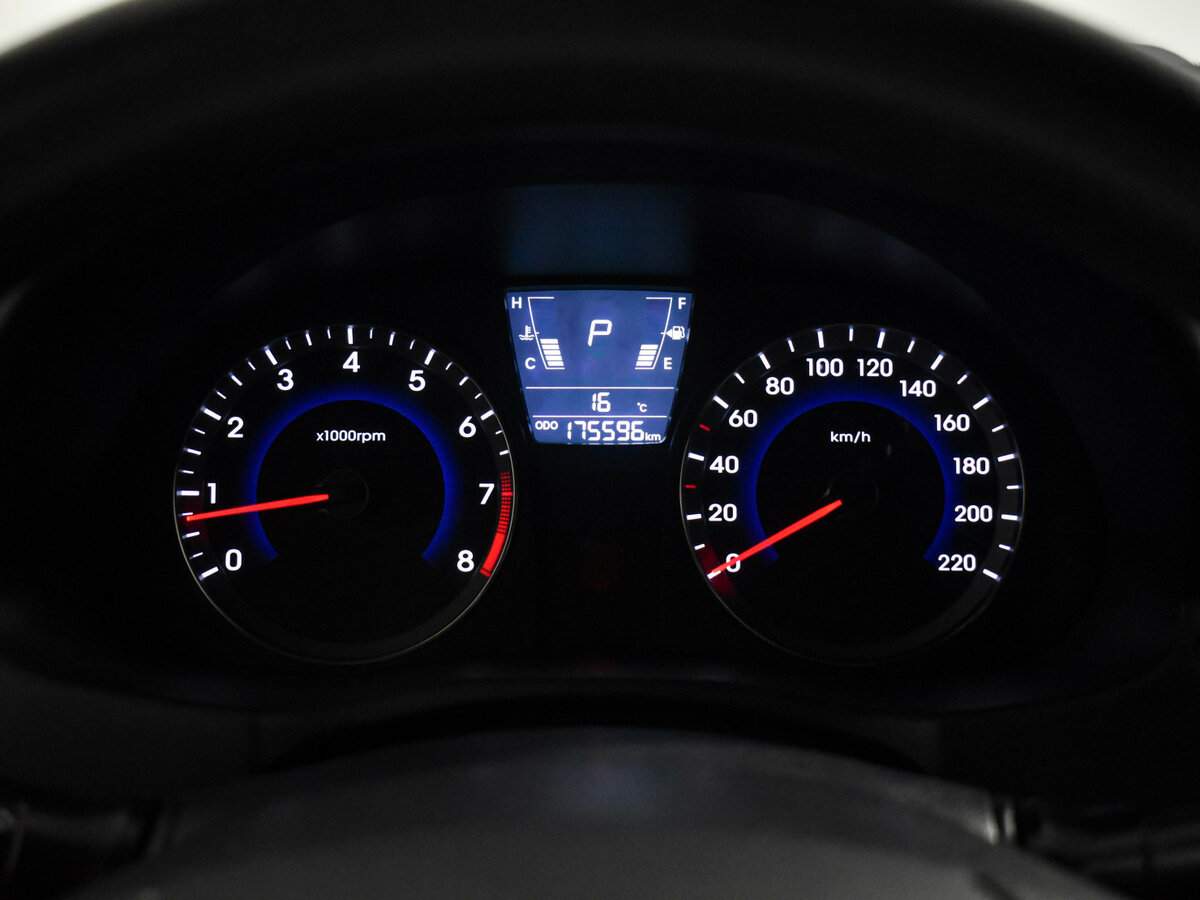 Хендай Солярис б/у, 2012, Автоматическая. Фото: #15