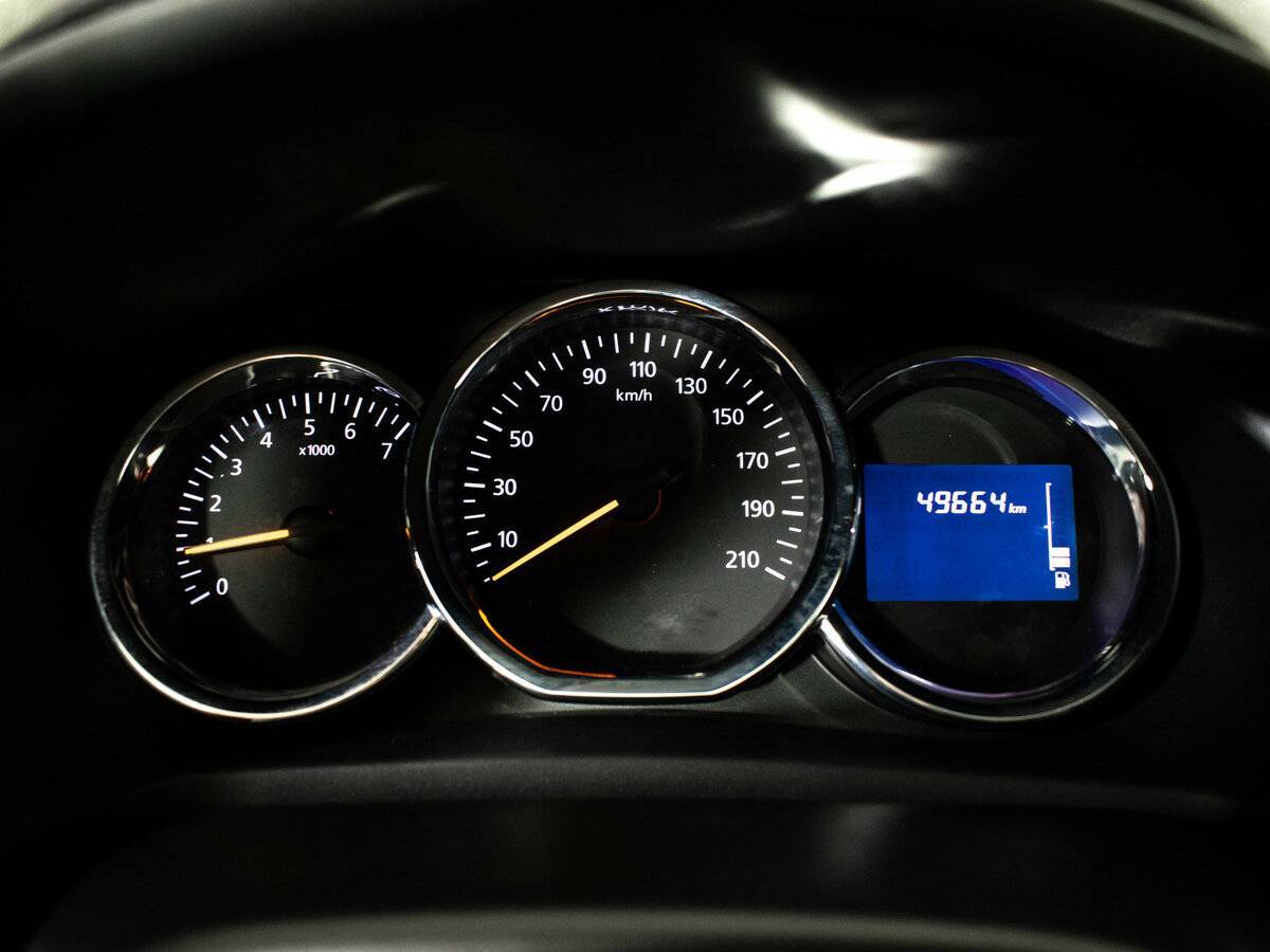 Рено Логан б/у, 2017, Механическая. Фото: #11