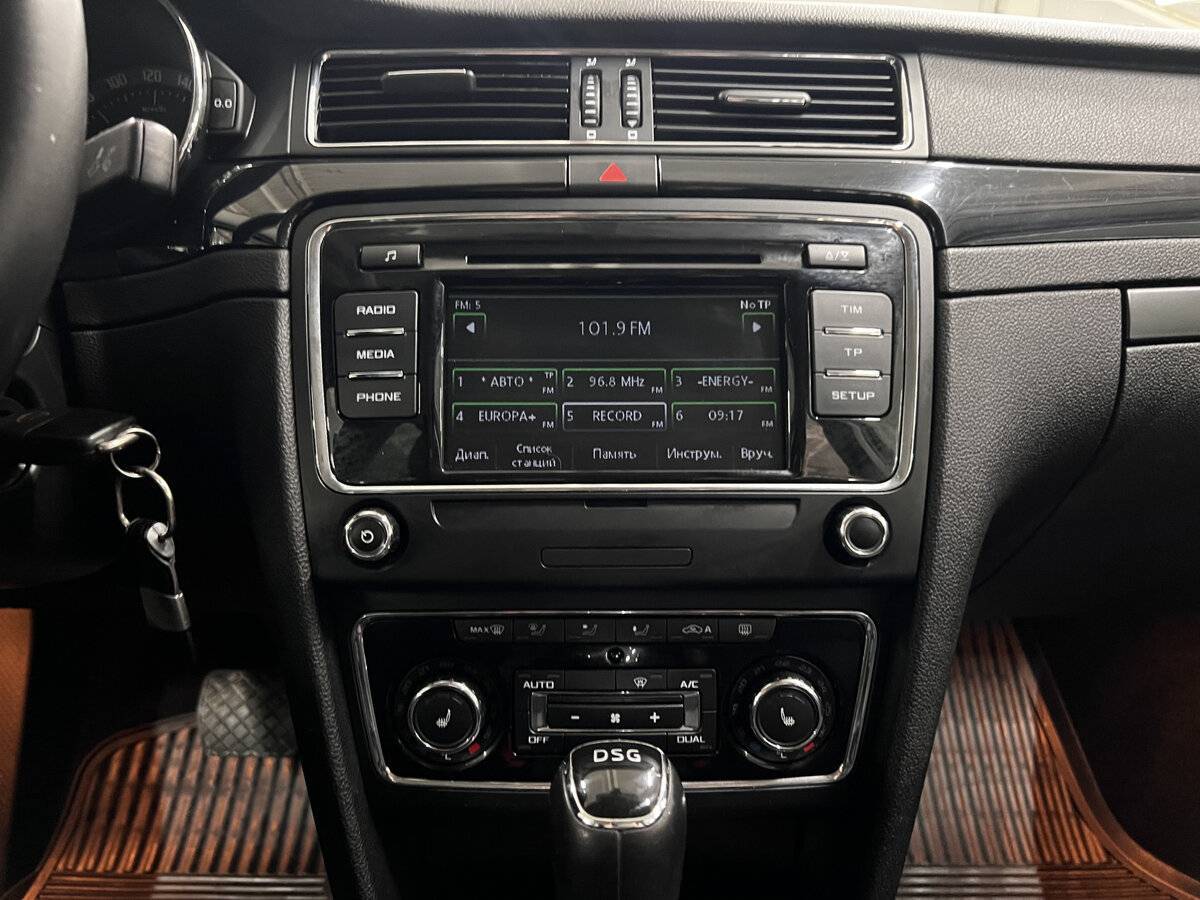 Шкода Суперб б/у, 2014, Роботизированная. Фото: #14