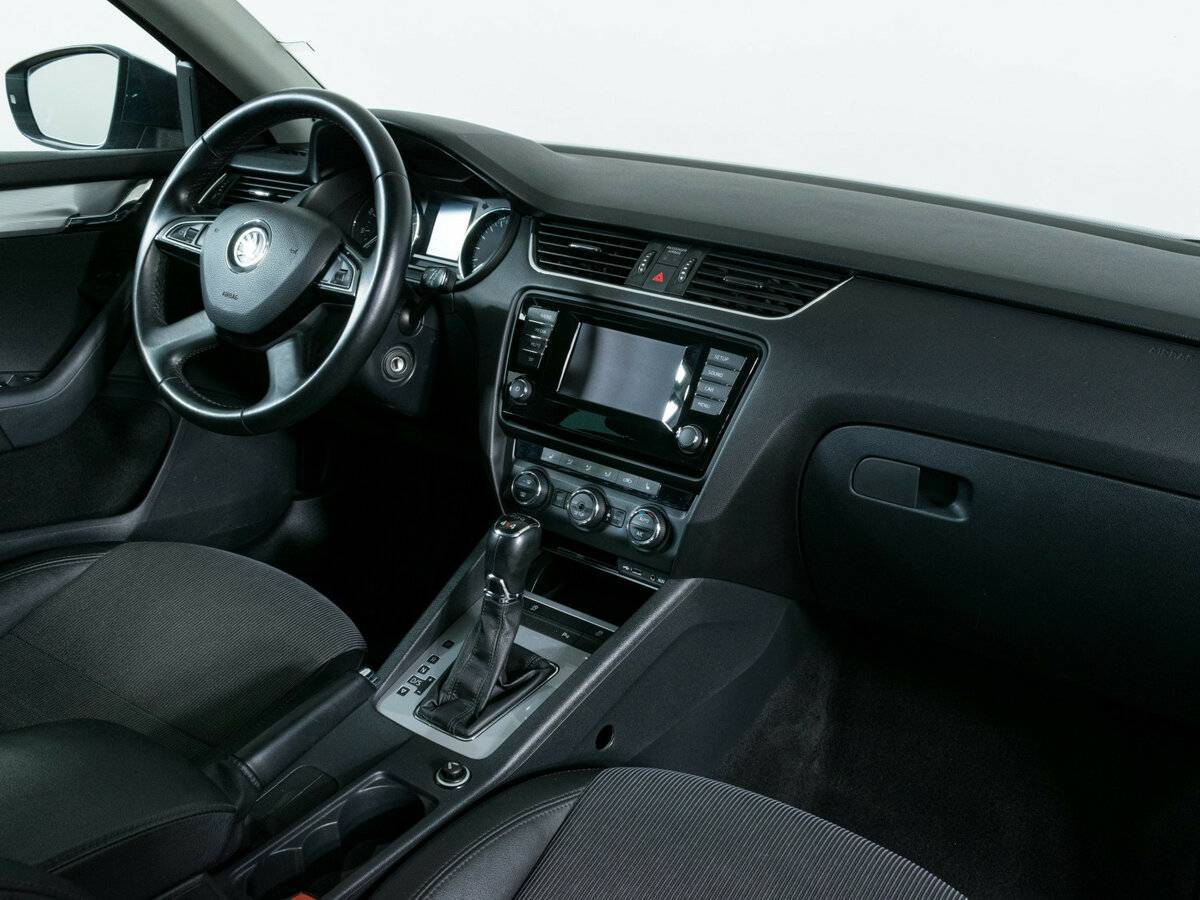 Шкода Октавия б/у, 2014, Роботизированная. Фото: #7