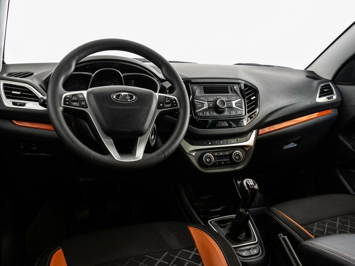 Лада (ВАЗ) Веста б/у, 2018, Механическая. Фото: #8