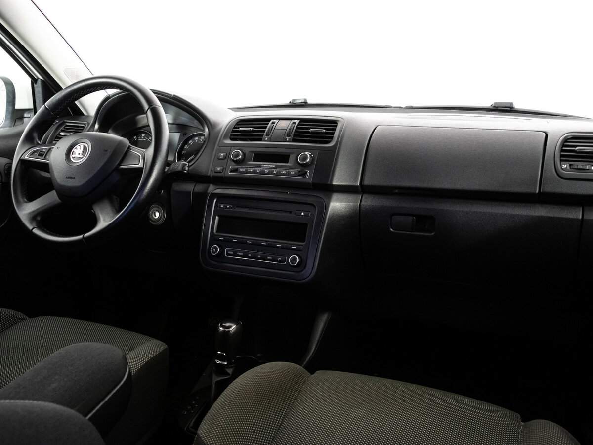 Шкода Фабия б/у, 2013, Автоматическая. Фото: #8