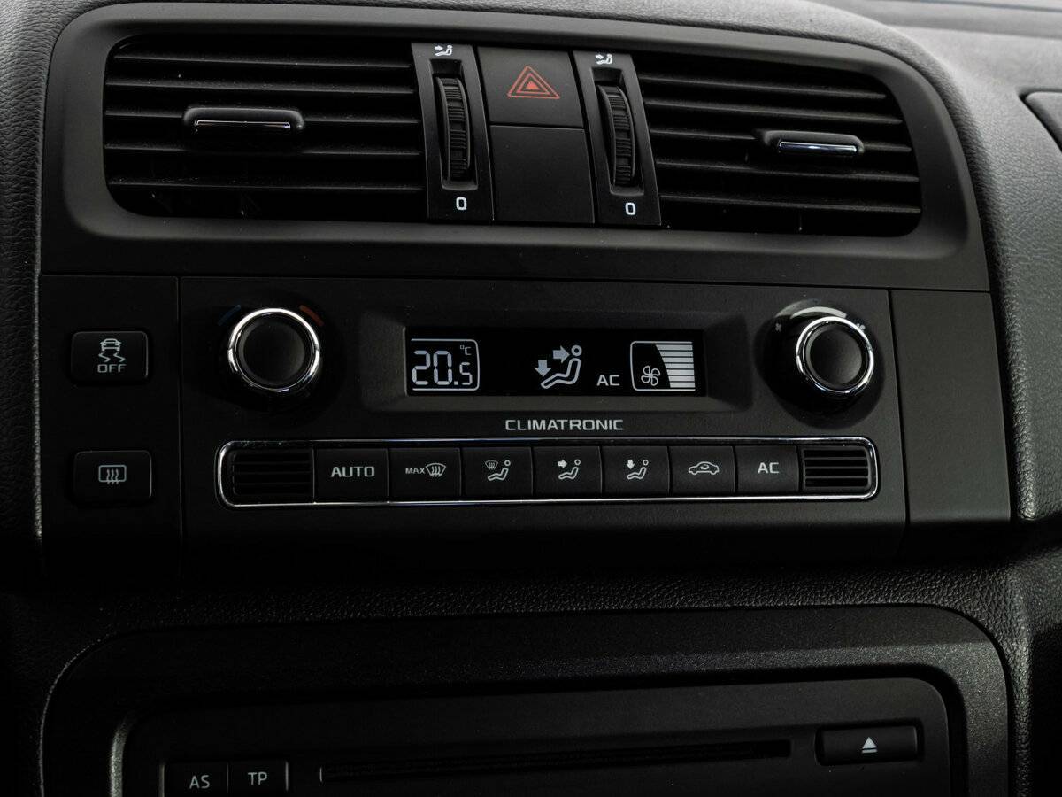 Шкода Фабия б/у, 2013, Автоматическая. Фото: #13