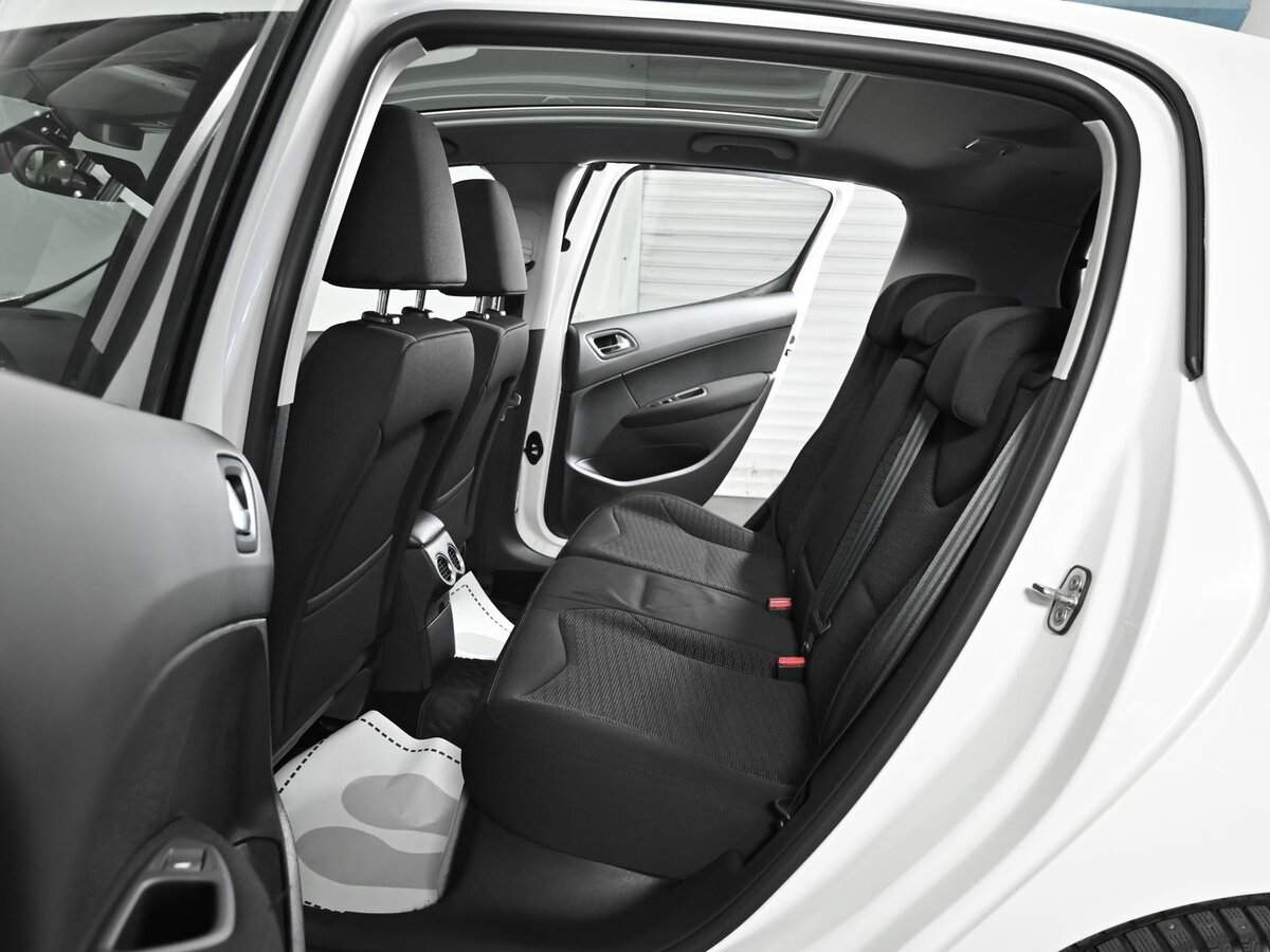 Пежо 308 б/у, 2012, Автоматическая. Фото: #13