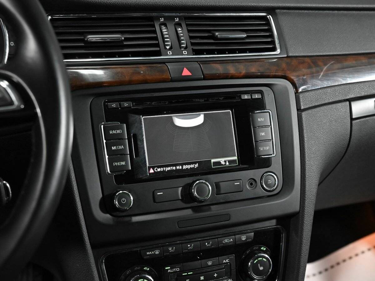 Шкода Суперб б/у, 2013, Роботизированная. Фото: #9