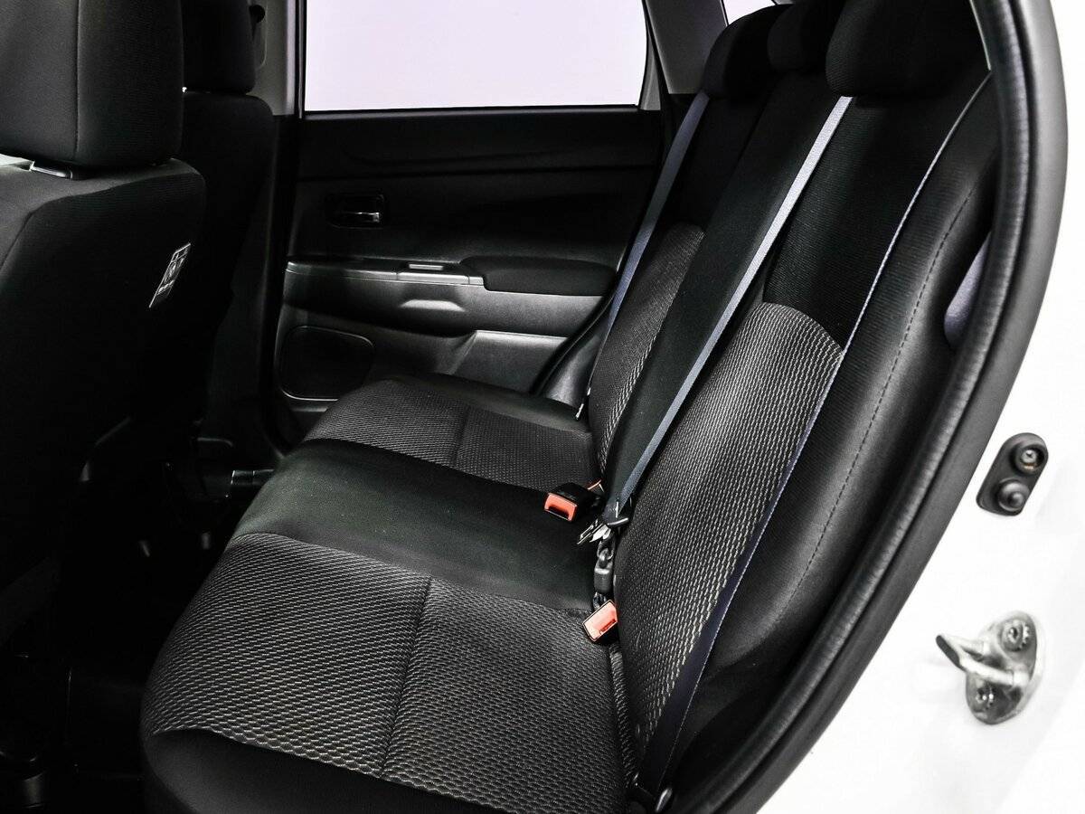 Митсубиши АС-Икс б/у, 2018, Вариатор. Фото: #11