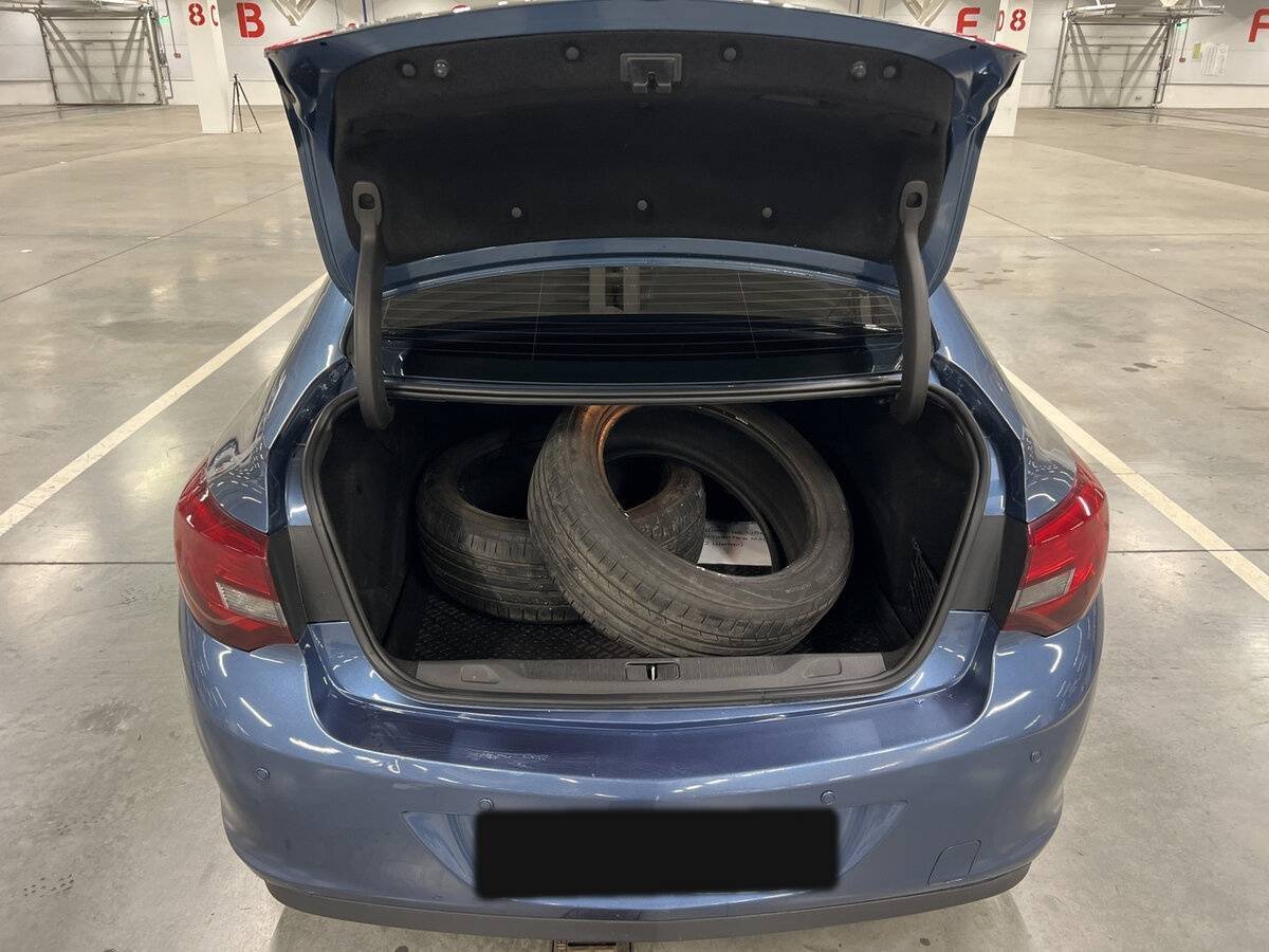 Опель Астра б/у, 2013, Механическая. Фото: #9