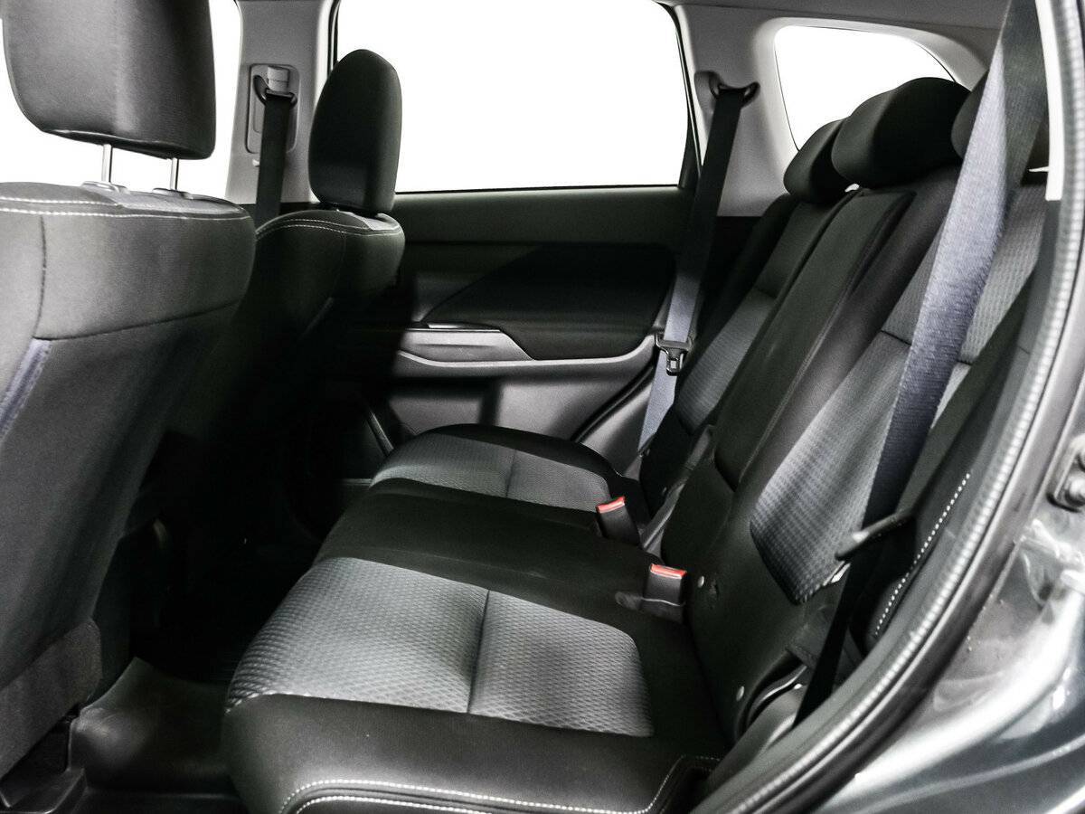 Митсубиши Оутлэндер б/у, 2016, Вариатор. Фото: #11