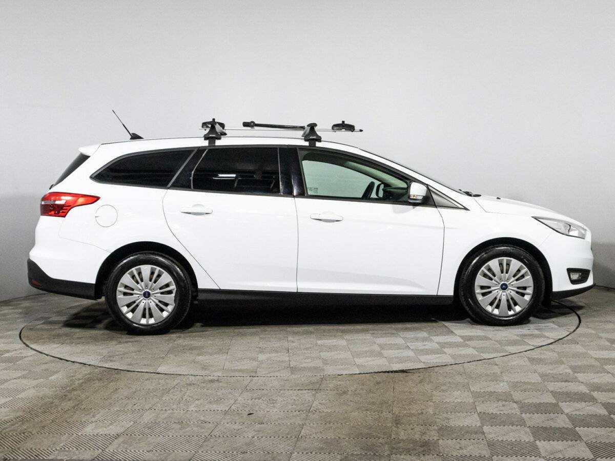 Форд Фокус б/у, 2017, Роботизированная. Фото: #3