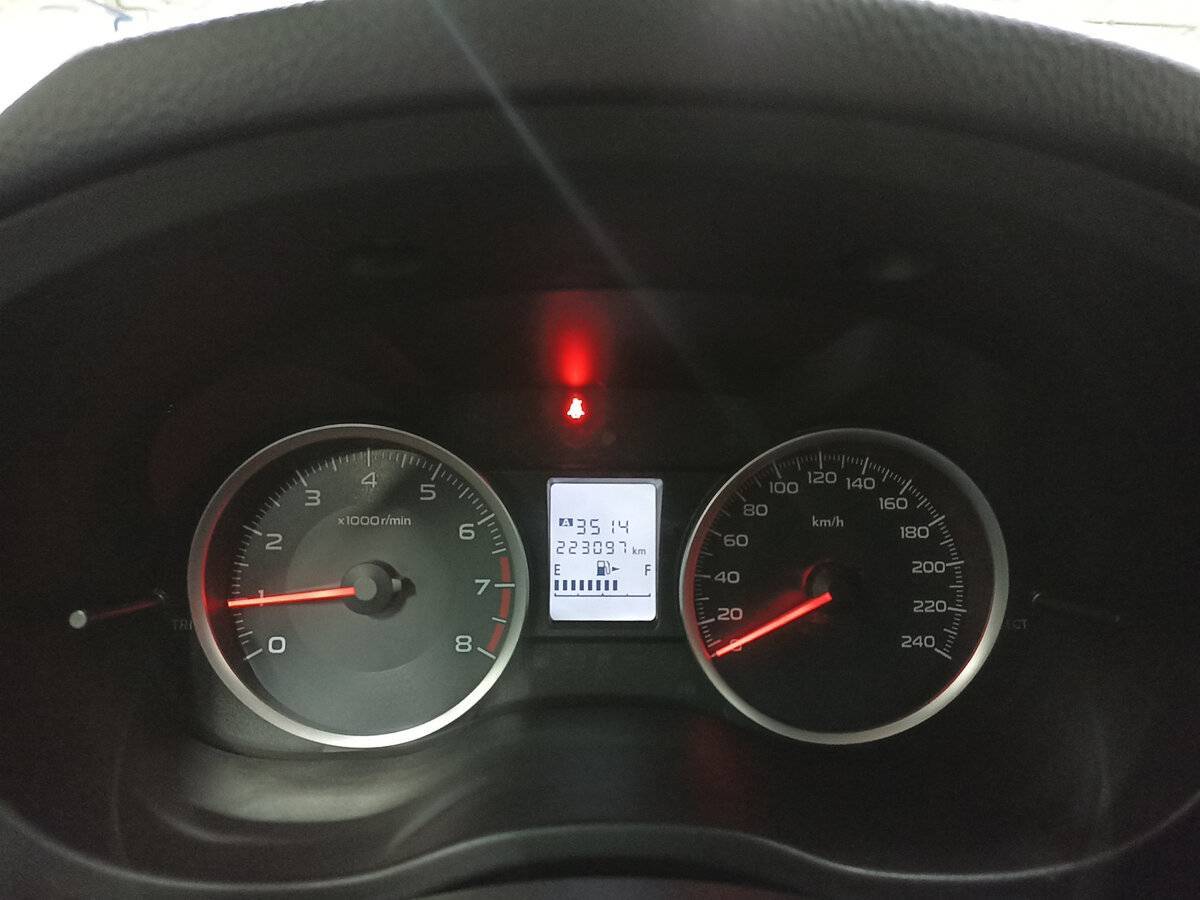 Субару Форестер б/у, 2014, Механическая. Фото: #12