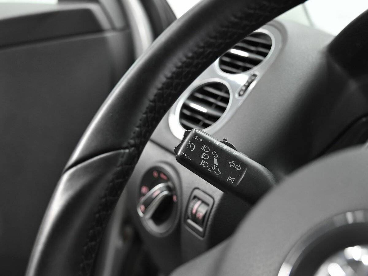 Фольксваген Тигуан б/у, 2012, Автоматическая. Фото: #8