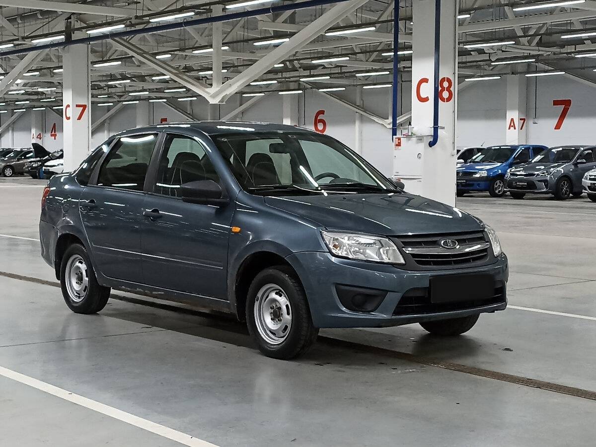 Лада (ВАЗ) Гранта б/у, 2016, Механическая. Фото: #2