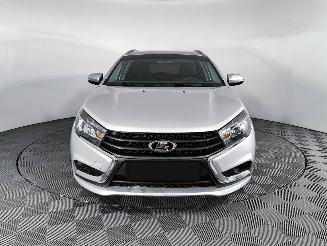 Лада (ВАЗ) Веста б/у, 2021, Механическая. Фото: #1