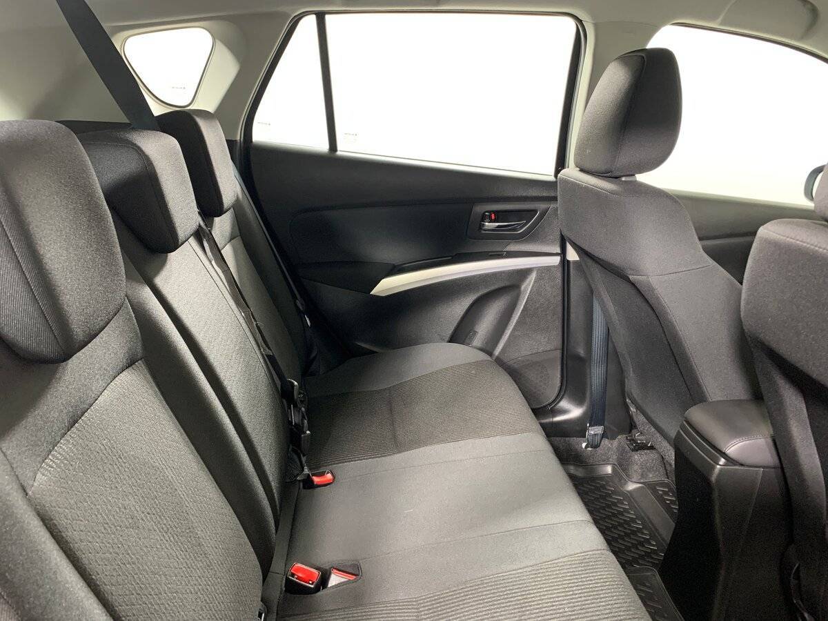 Сузуки С-Икс4 б/у, 2018, Автоматическая. Фото: #16