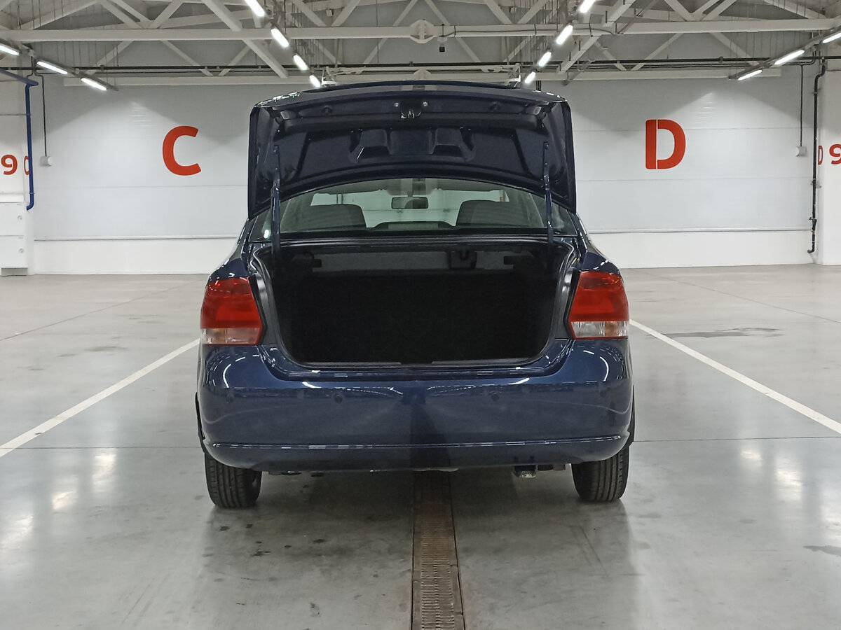 Фольксваген Поло б/у, 2015, Механическая. Фото: #9