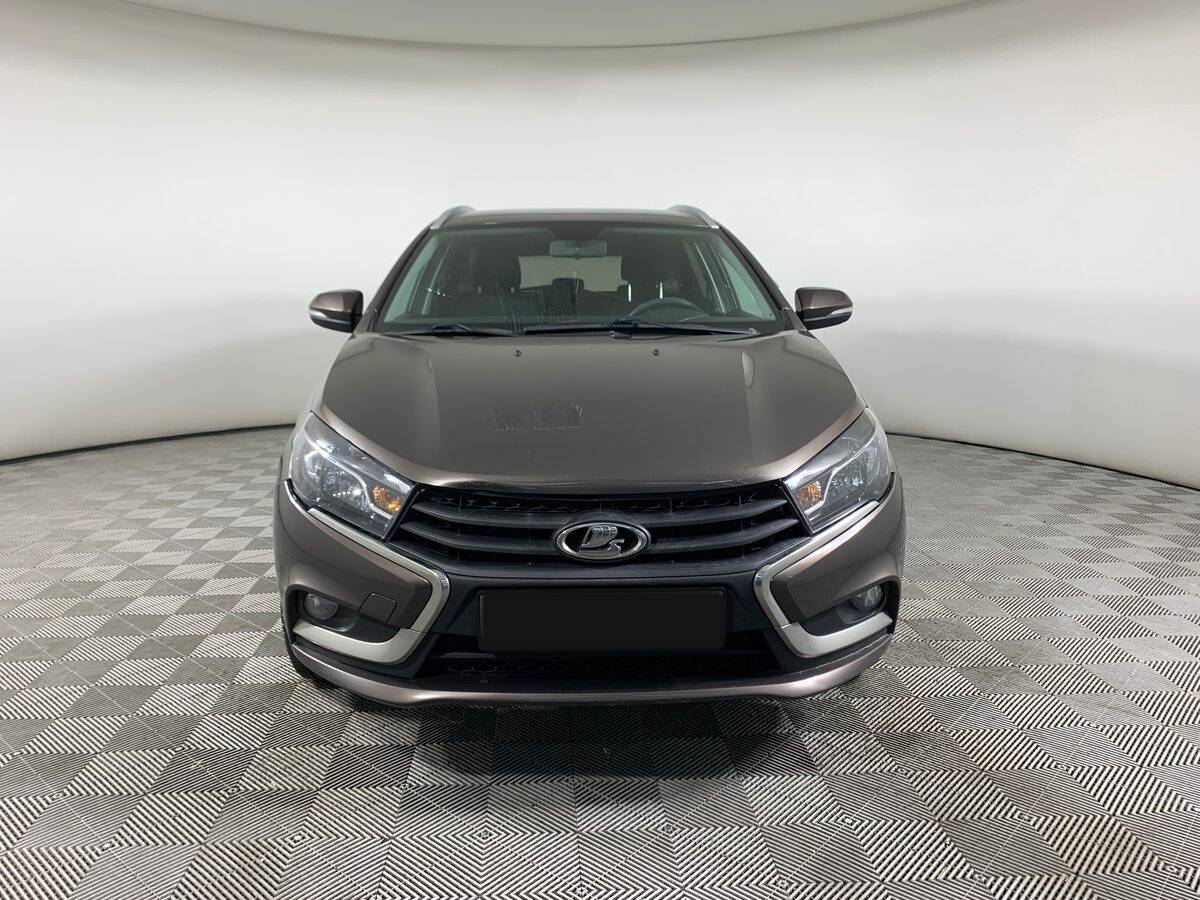 Лада (ВАЗ) Веста б/у, 2018, Механическая. Фото: #1