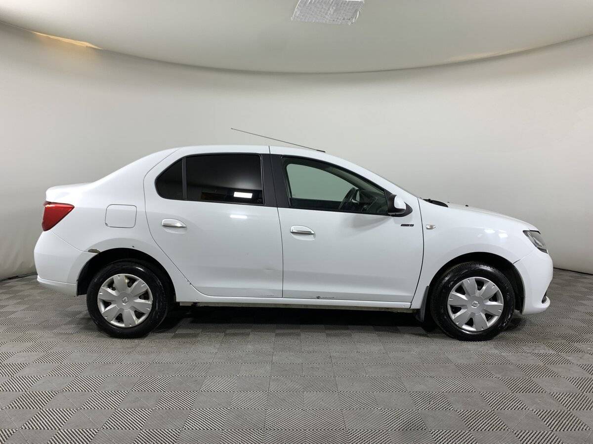 Рено Логан б/у, 2017, Автоматическая. Фото: #3