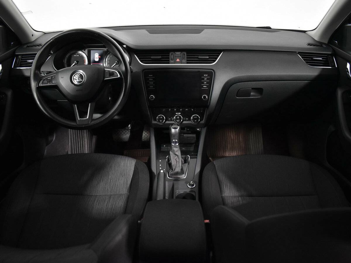 Шкода Октавия б/у, 2017, Роботизированная. Фото: #9