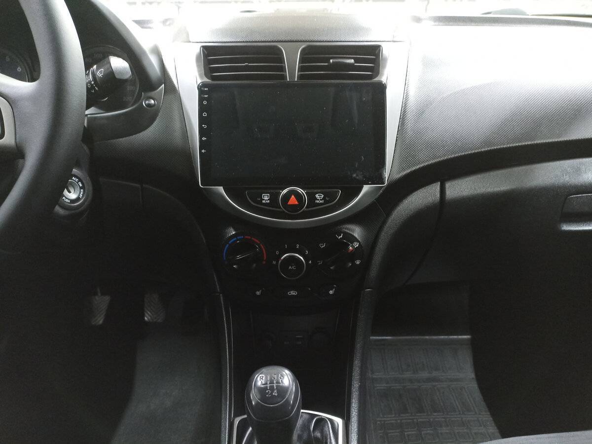 Хендай Солярис б/у, 2015, Механическая. Фото: #14