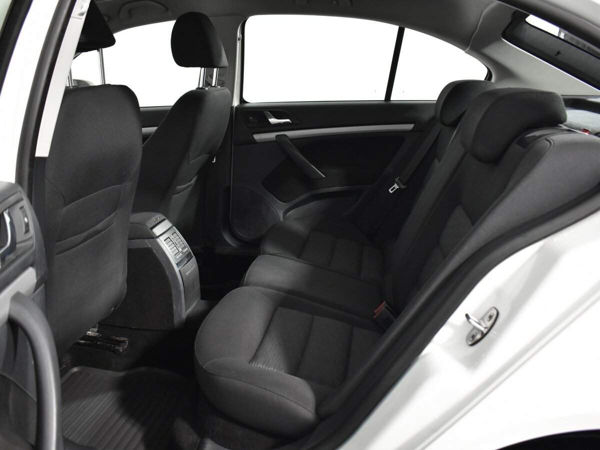 Шкода Октавия б/у, 2013, Механическая. Фото: #11