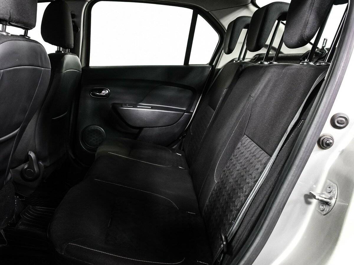 Рено Логан б/у, 2016, Механическая. Фото: #12