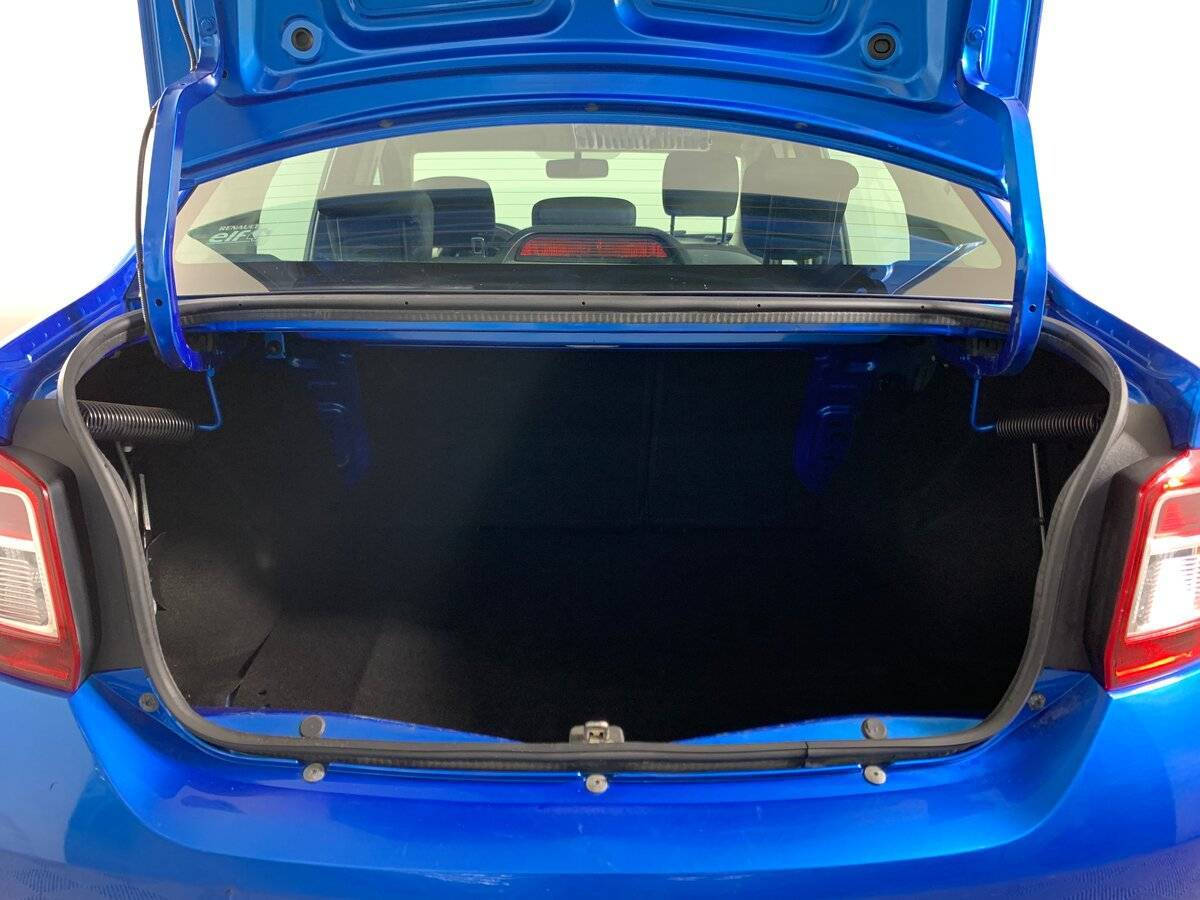 Рено Логан б/у, 2015, Роботизированная. Фото: #18