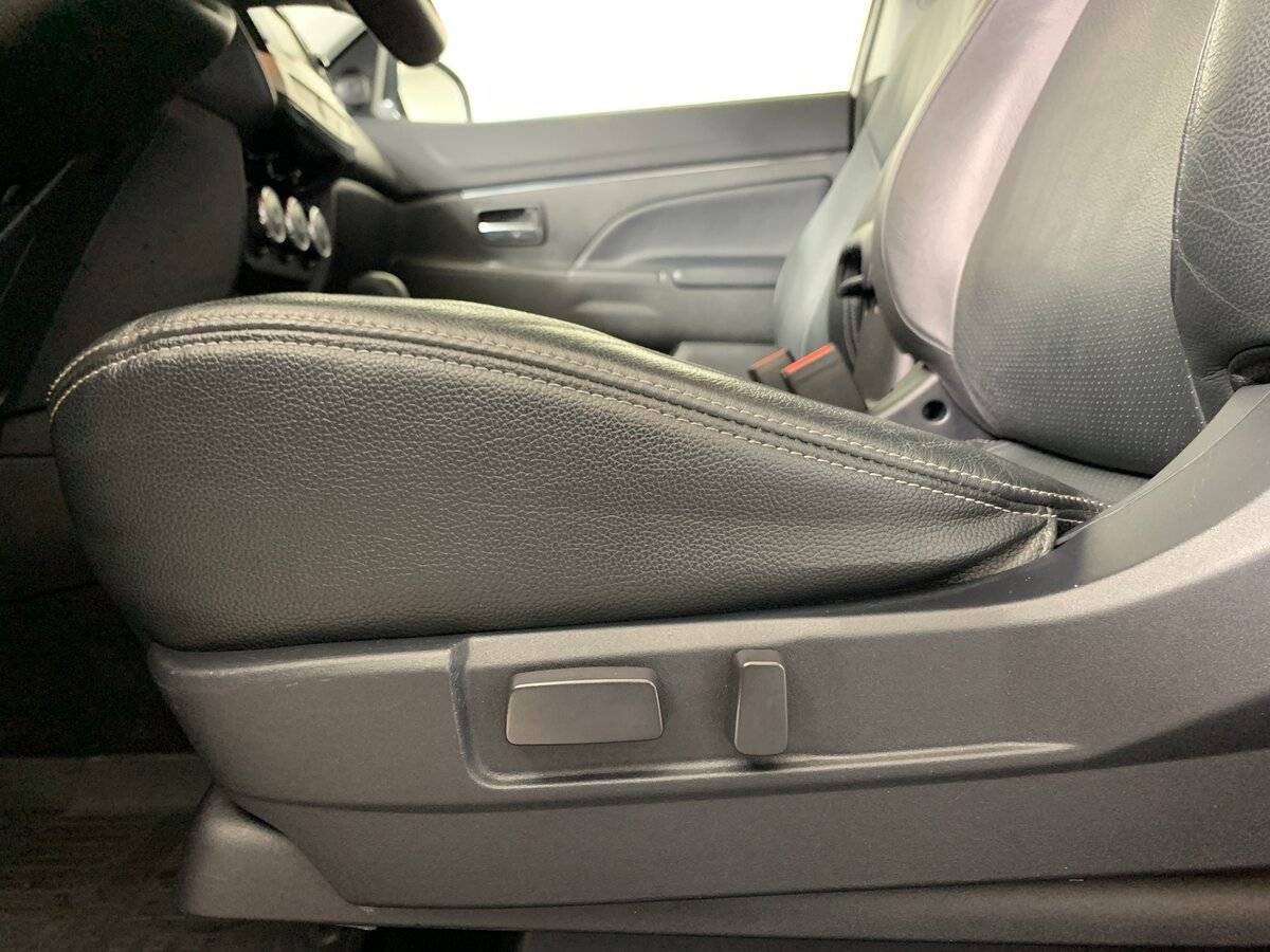 Митсубиши АС-Икс б/у, 2014, Вариатор. Фото: #15