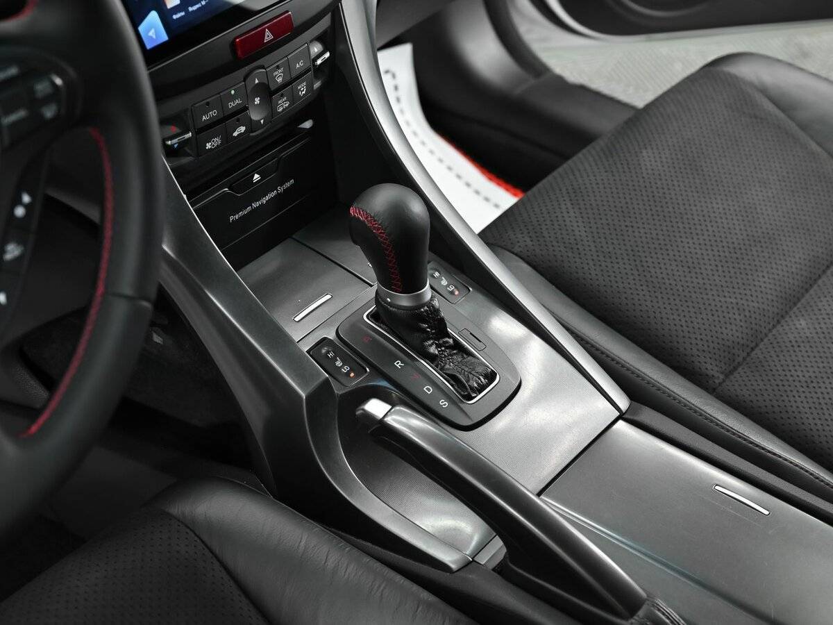 Хонда Аккорд б/у, 2012, Автоматическая. Фото: #10