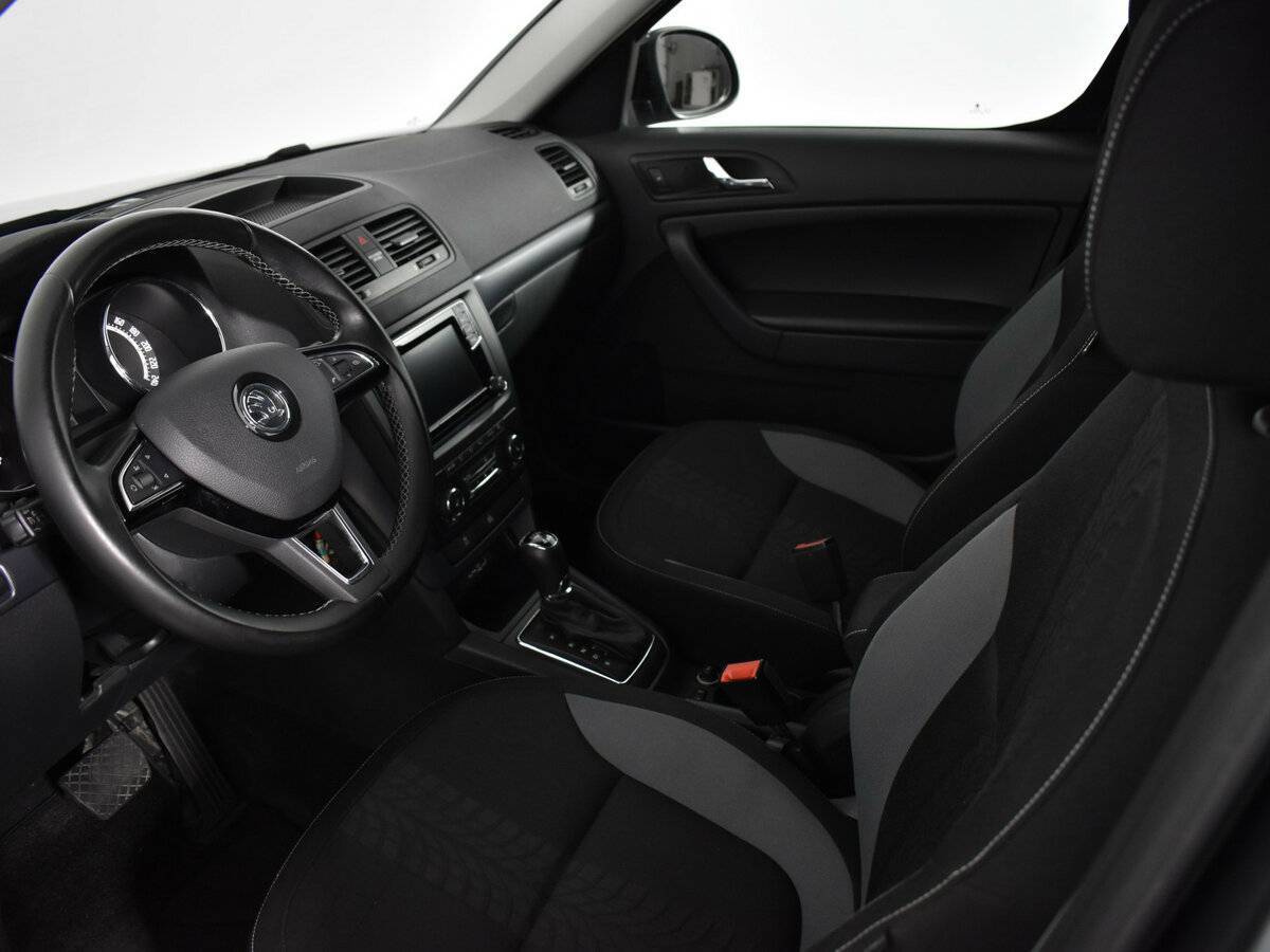 Шкода Йети б/у, 2017, Роботизированная. Фото: #8