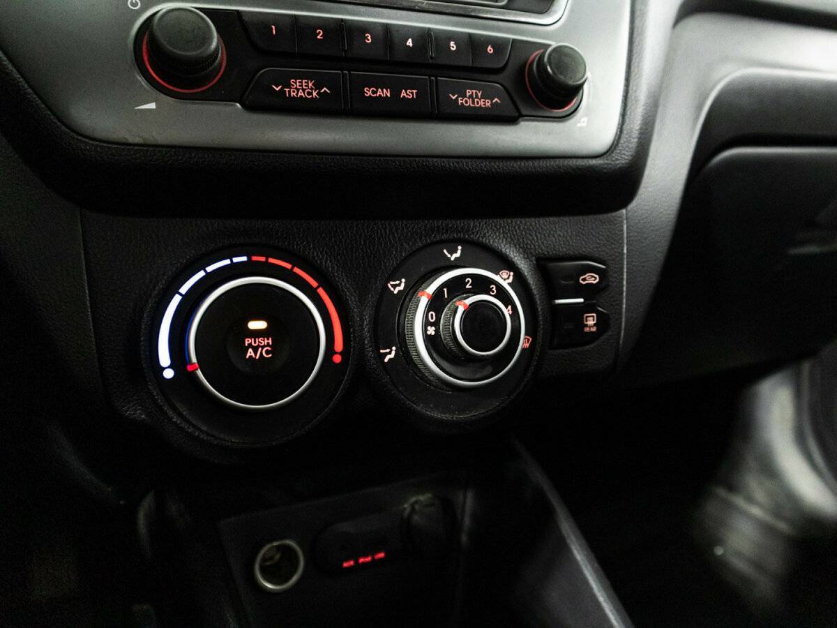 Киа Рио б/у, 2014, Автоматическая. Фото: #14