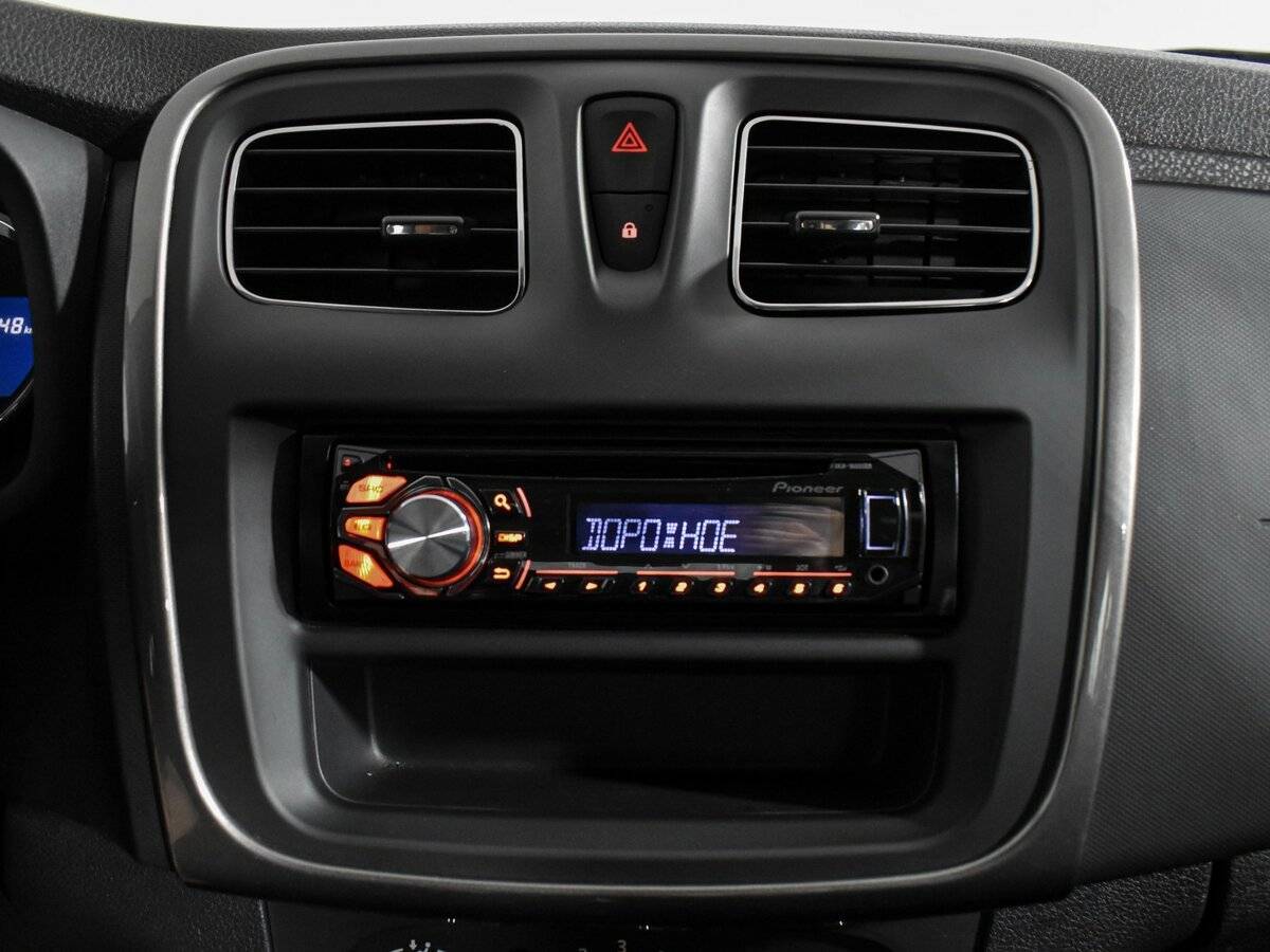 Рено Сандеро б/у, 2014, Механическая. Фото: #15