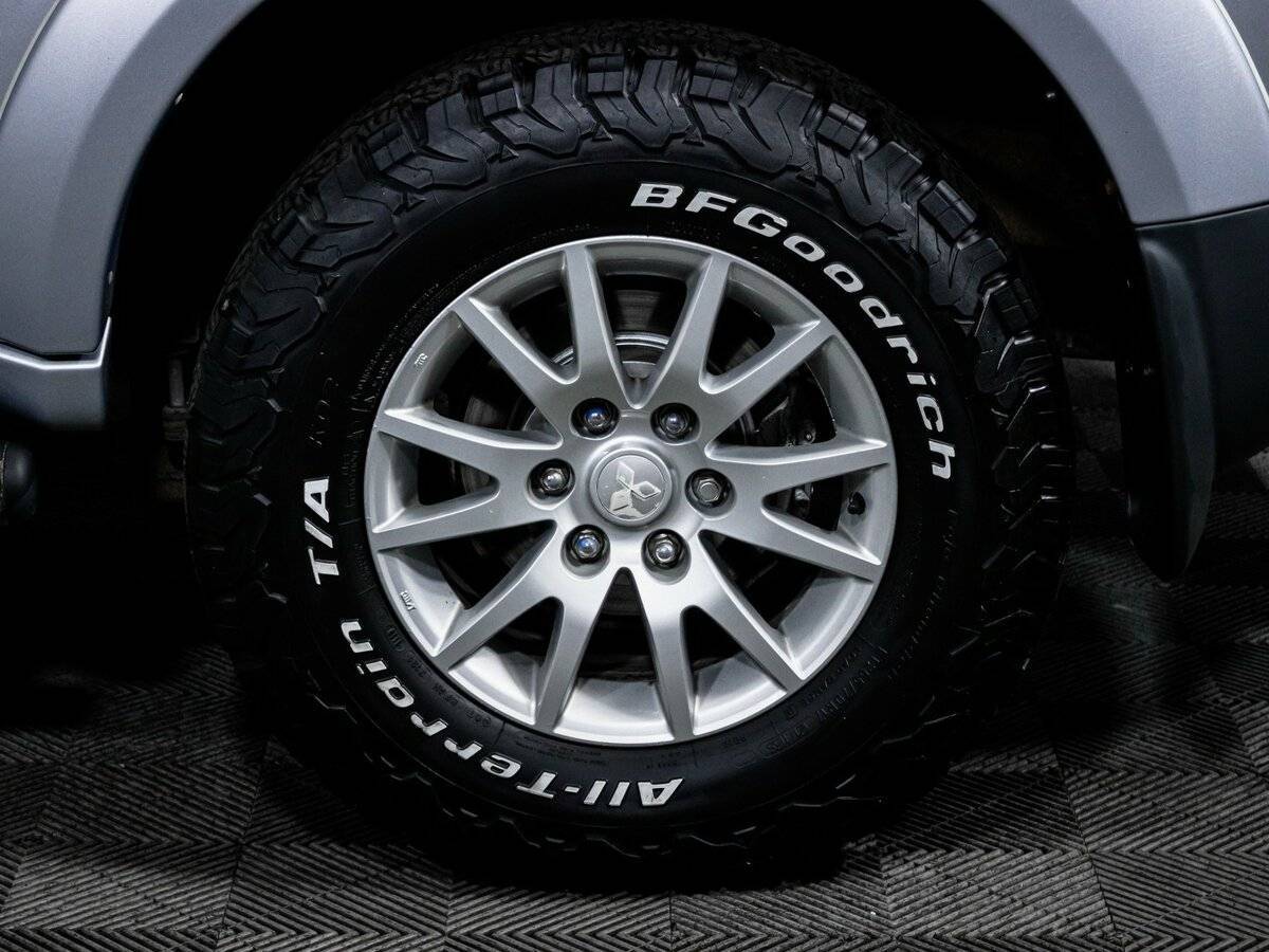 Митсубиши Паджеро Спорт б/у, 2013, Автоматическая. Фото: #14