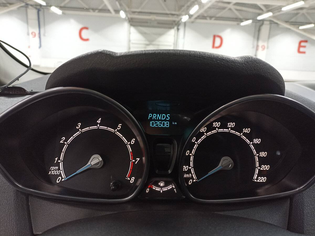 Форд Фиеста б/у, 2015, Роботизированная. Фото: #11