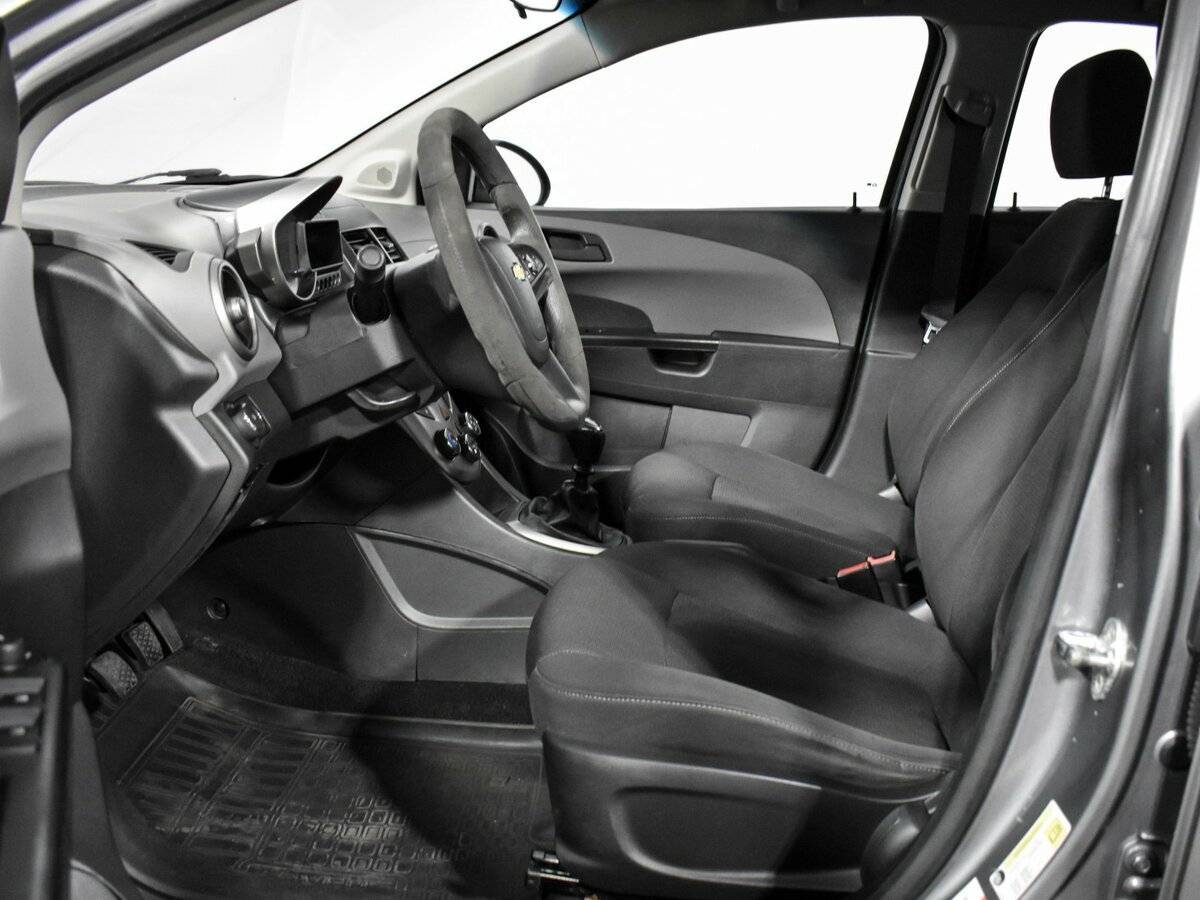 Шевроле Авео б/у, 2012, Механическая. Фото: #9