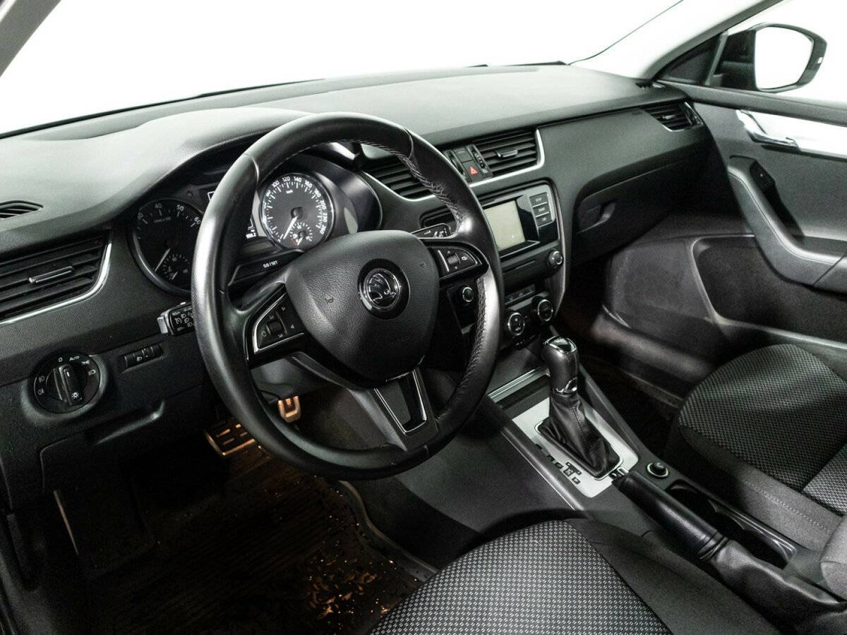 Шкода Октавия б/у, 2016, Роботизированная. Фото: #10