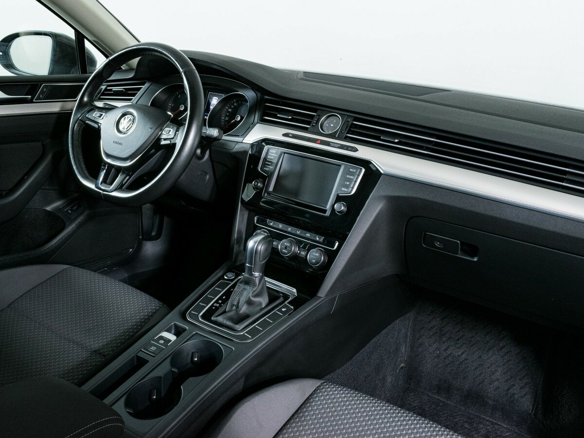 Фольксваген Пассат б/у, 2017, Роботизированная. Фото: #6