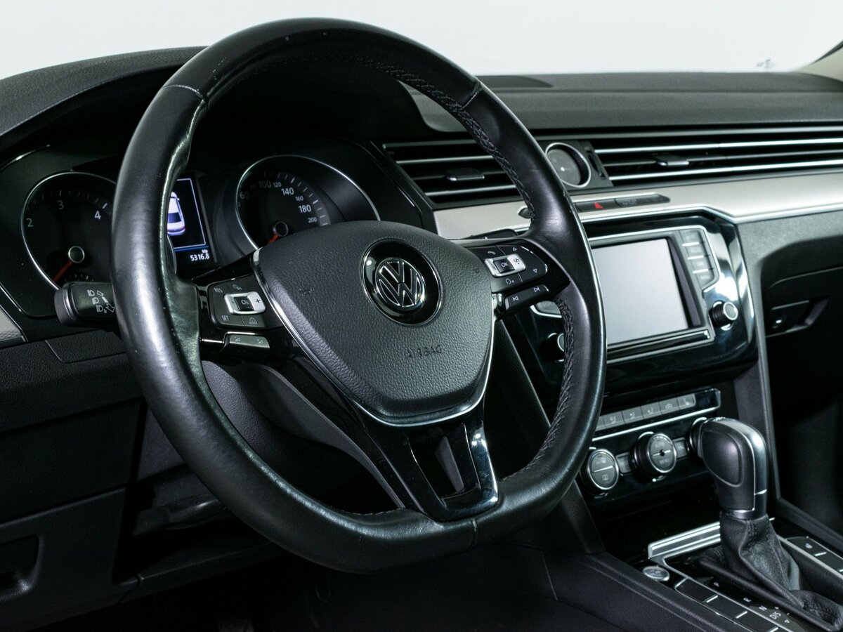 Фольксваген Пассат б/у, 2017, Роботизированная. Фото: #10