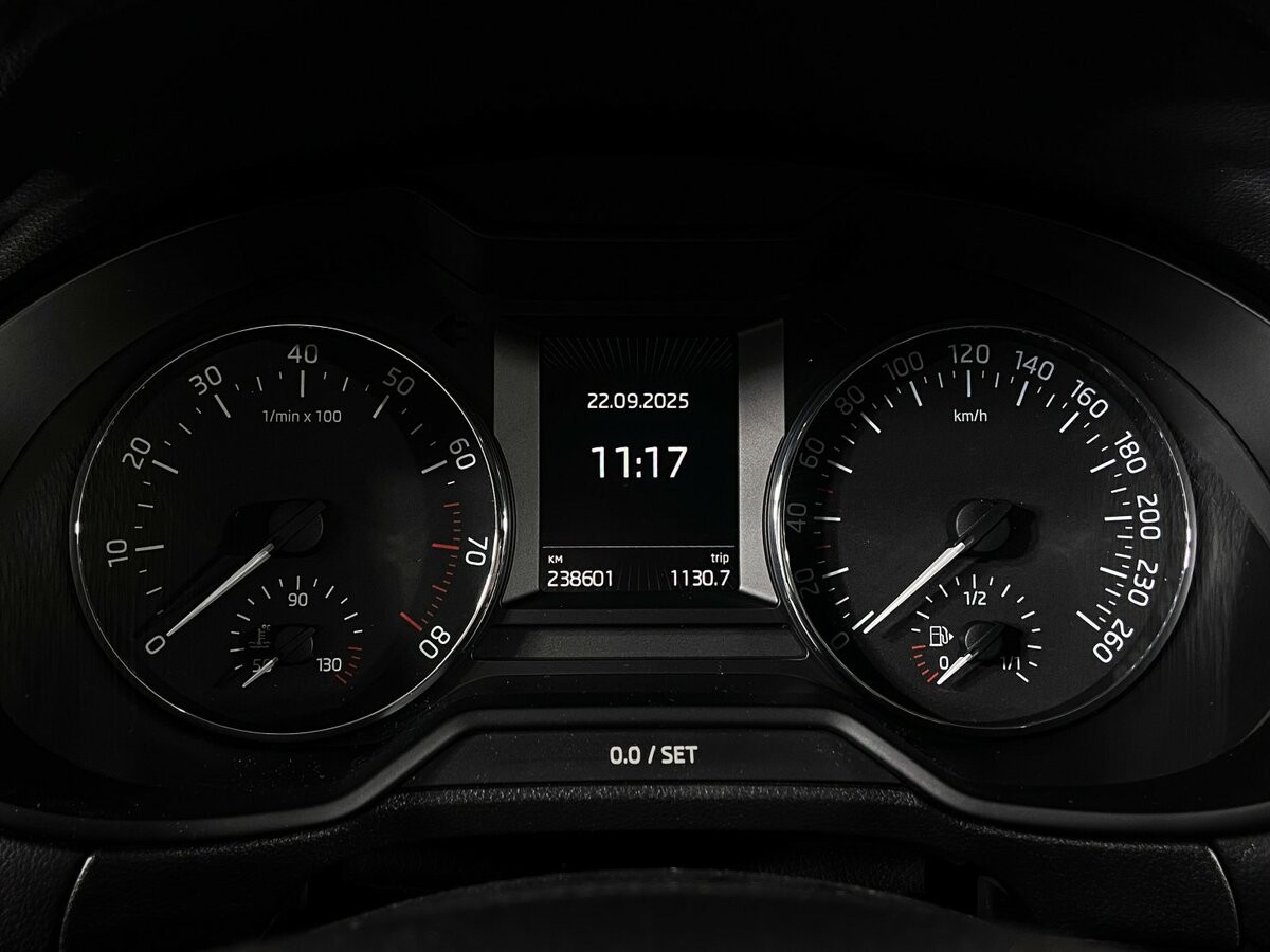 Шкода Октавия б/у, 2015, Роботизированная. Фото: #12