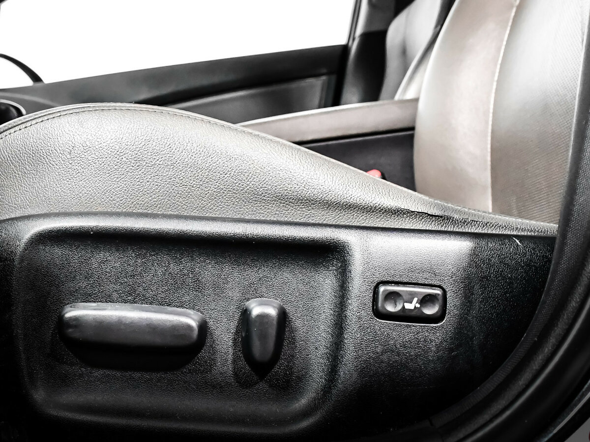 Тойота Авенсис б/у, 2012, Вариатор. Фото: #11