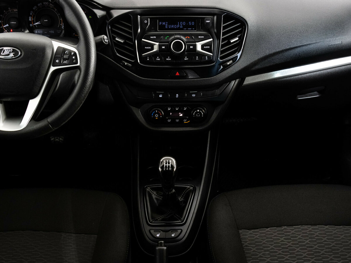 Лада (ВАЗ) Веста б/у, 2018, Механическая. Фото: #8