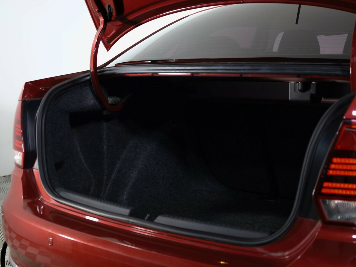 Фольксваген Поло б/у, 2015, Автоматическая. Фото: #20