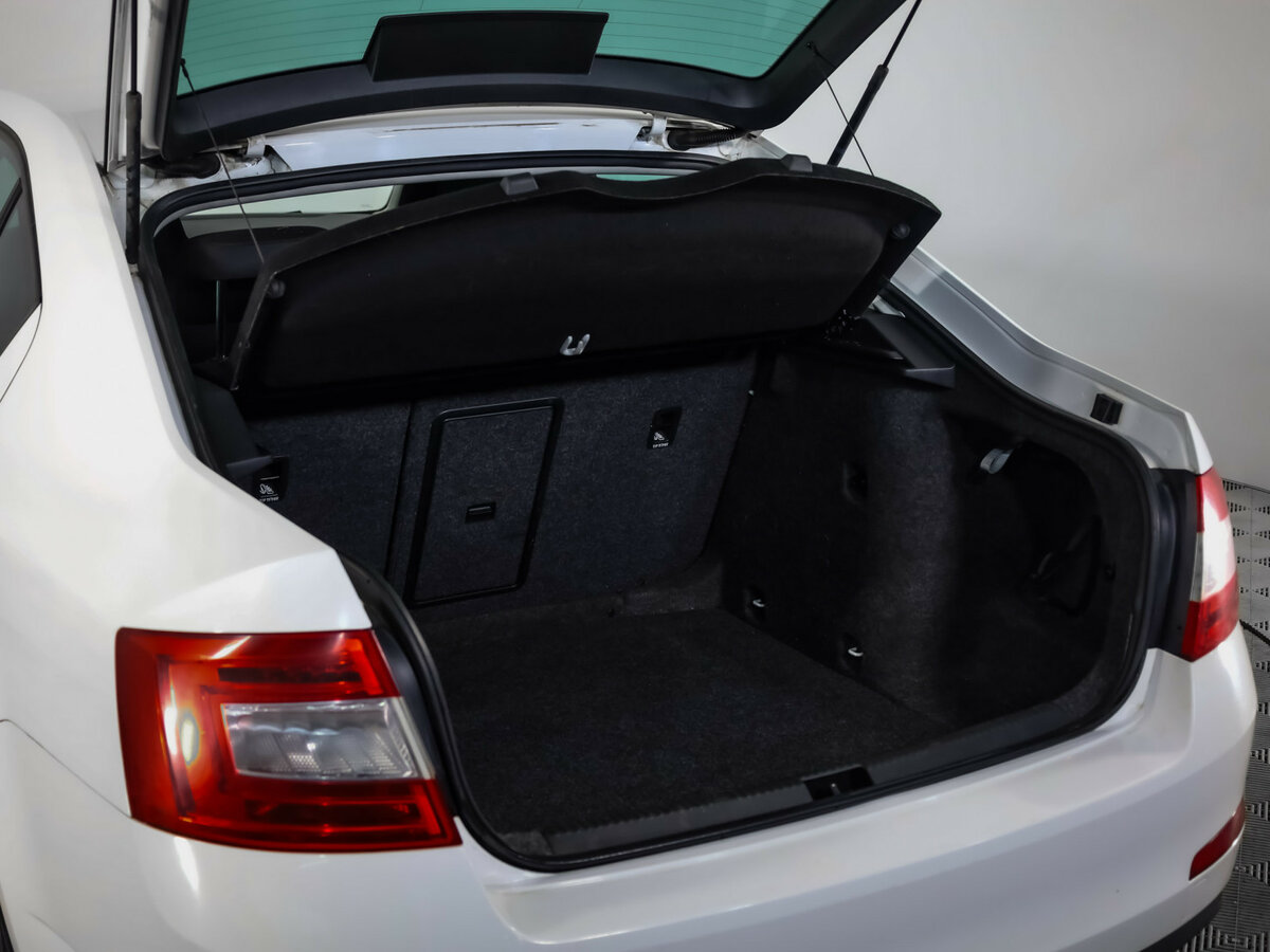 Шкода Октавия б/у, 2015, Роботизированная. Фото: #21