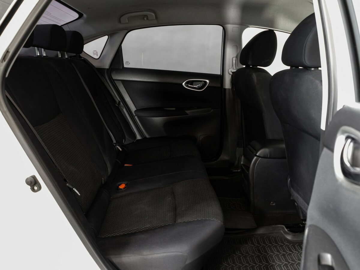 Ниссан Сентра б/у, 2015, Механическая. Фото: #12