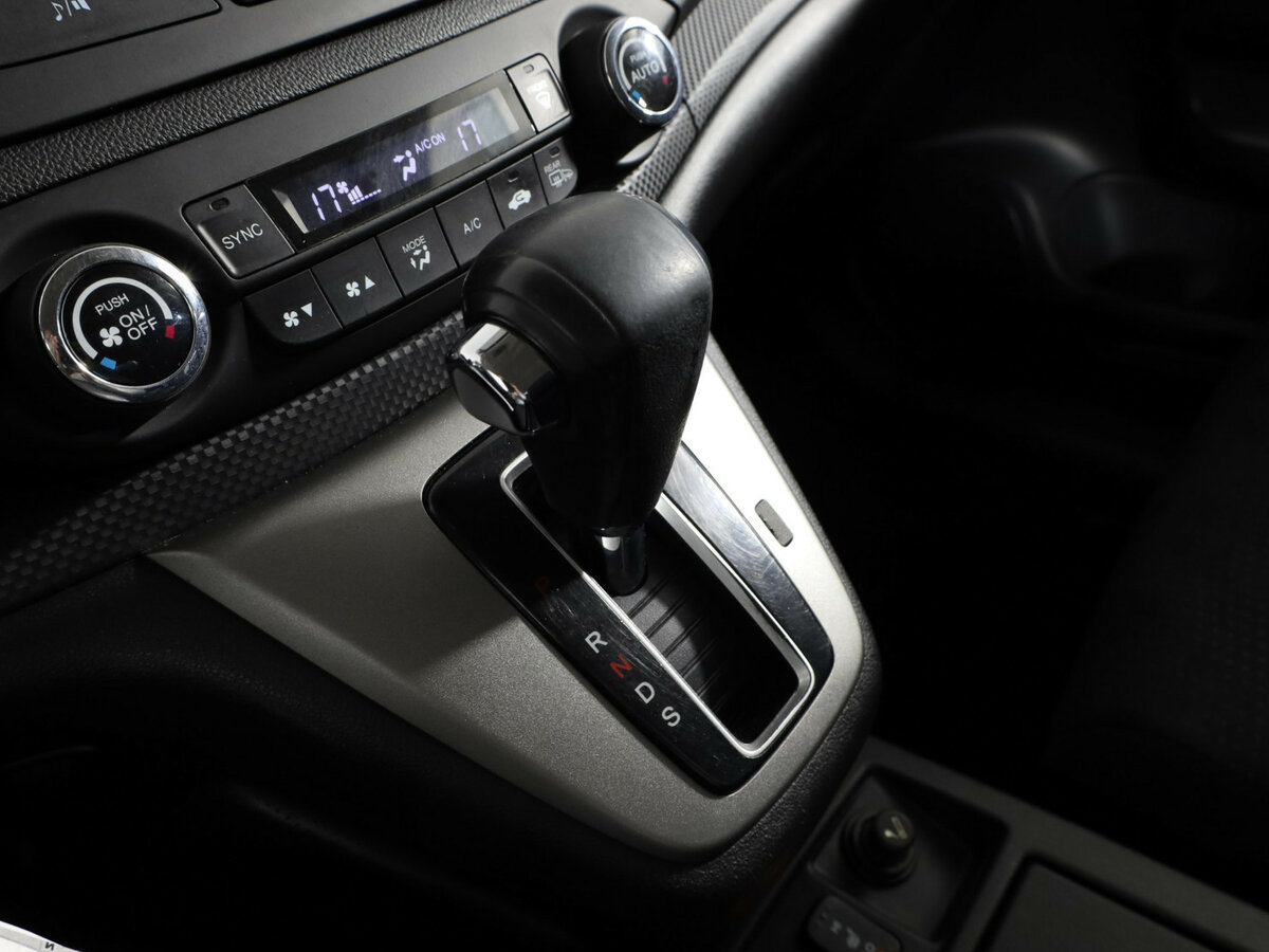 Хонда ЦР-В б/у, 2013, Автоматическая. Фото: #17