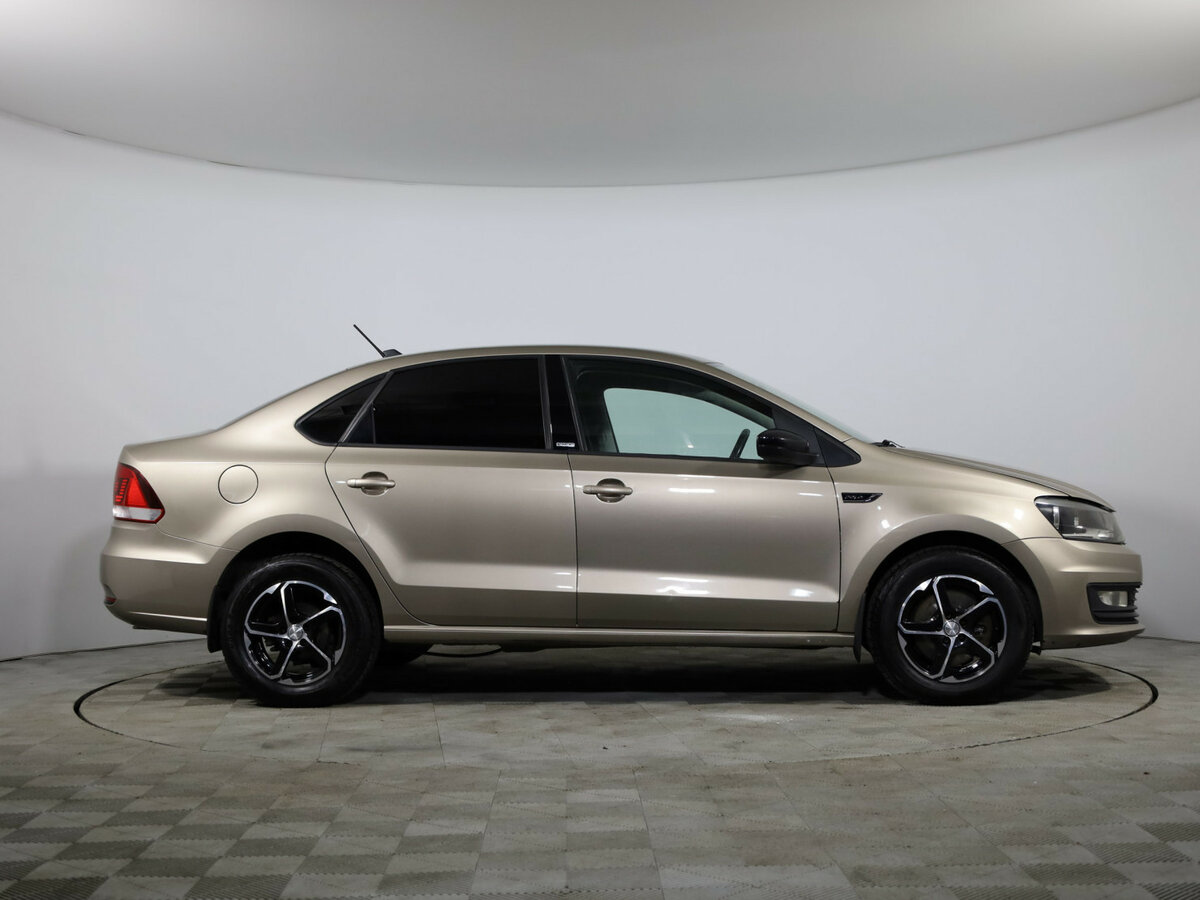 Фольксваген Поло б/у, 2017, Механическая. Фото: #4