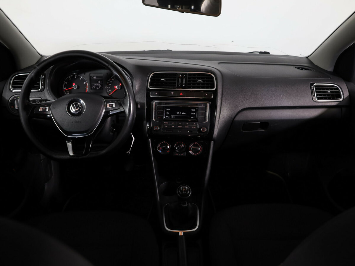 Фольксваген Поло б/у, 2017, Механическая. Фото: #7