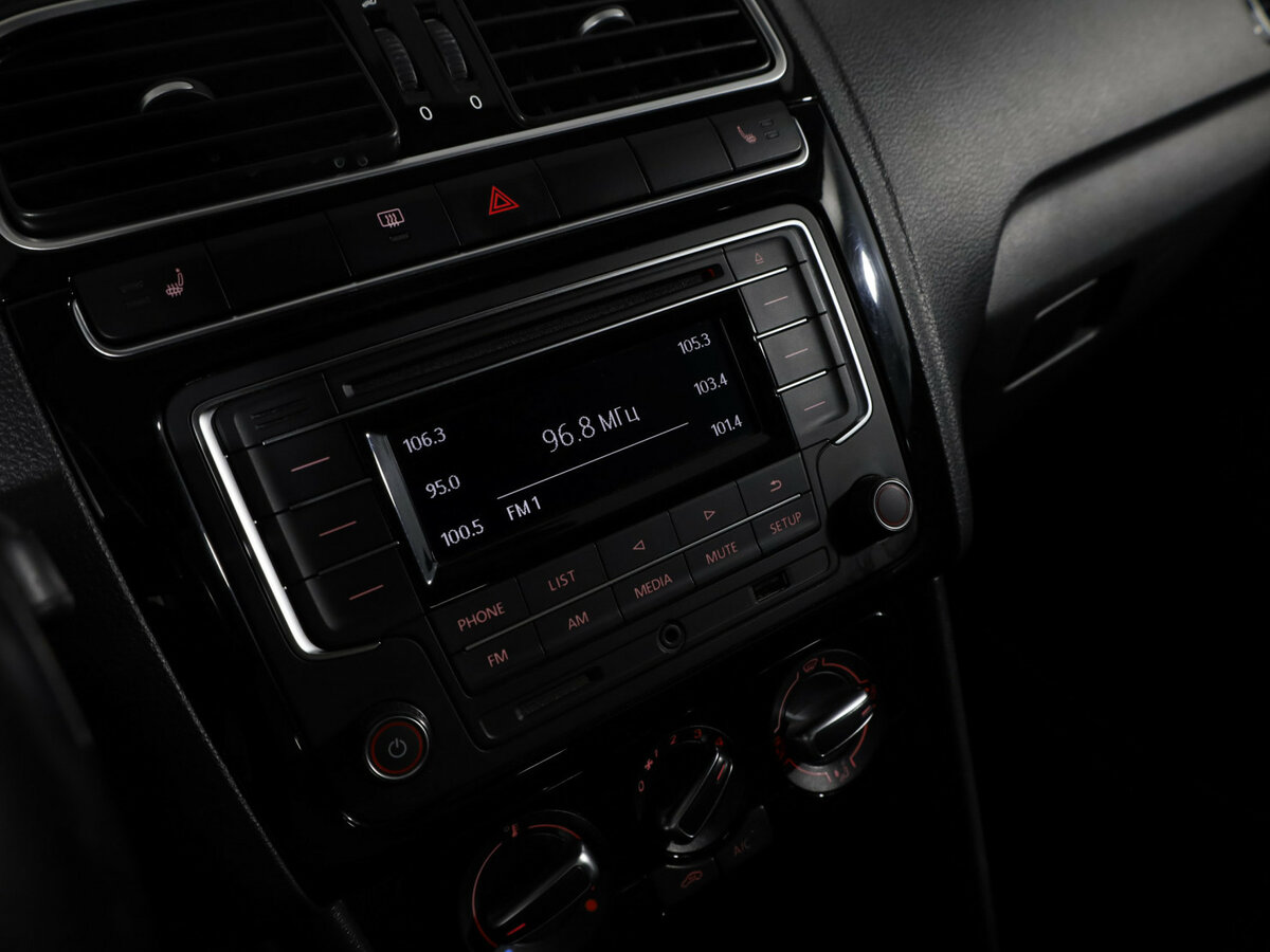 Фольксваген Поло б/у, 2017, Механическая. Фото: #13