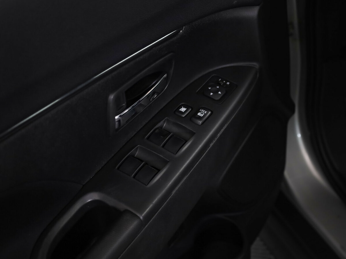 Митсубиши АС-Икс б/у, 2013, Вариатор. Фото: #11