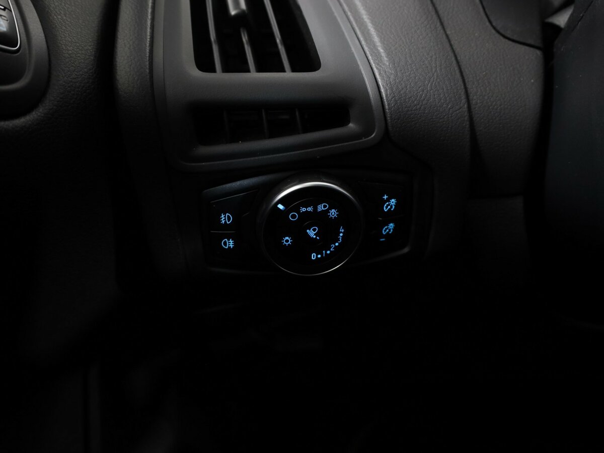 Форд Фокус б/у, 2018, Роботизированная. Фото: #17