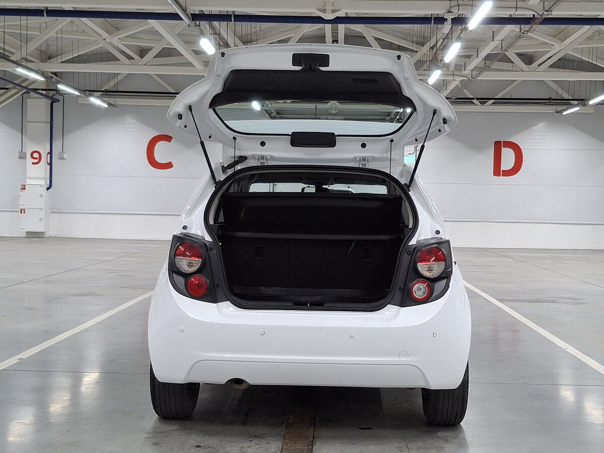 Шевроле Авео б/у, 2015, Автоматическая. Фото: #8